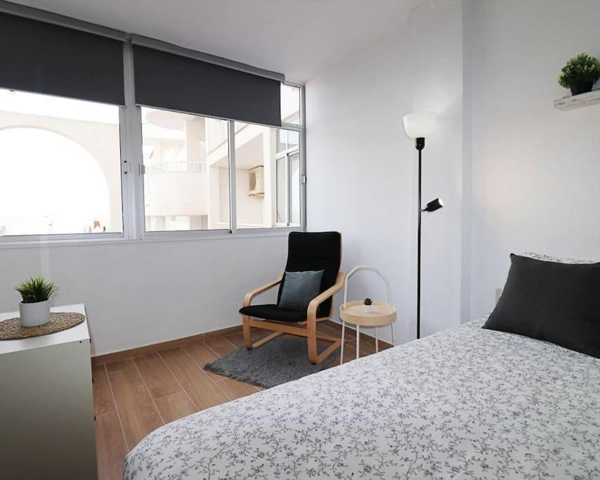 Brand New Apartment. 400 Meters Best Beach Торевьиа Экстерьер фото