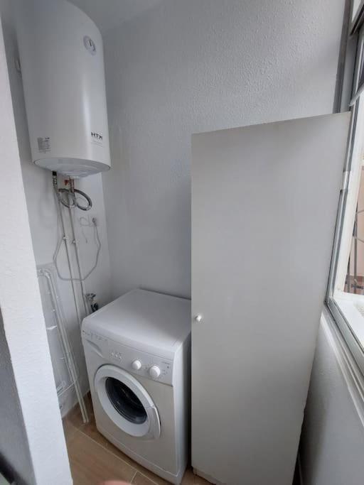 Brand New Apartment. 400 Meters Best Beach Торевьиа Экстерьер фото